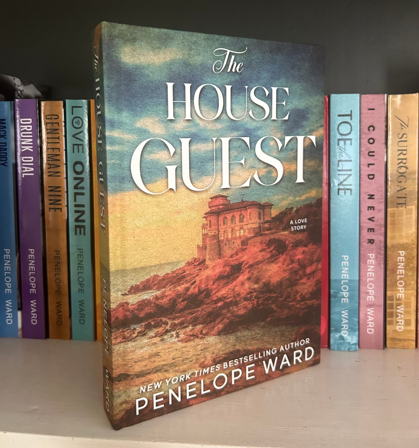 Signed The House Guest Special-Edition HARDCOVER