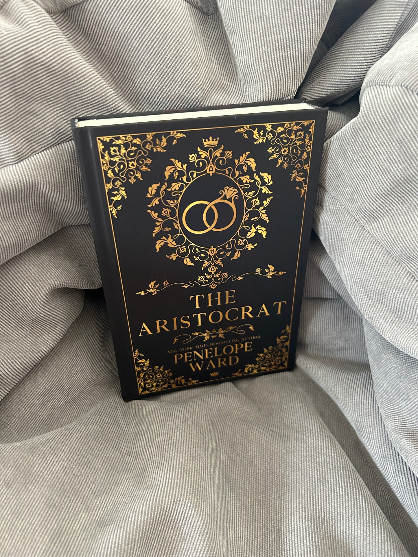 Signed The Aristocrat Special-Edition HARDCOVER